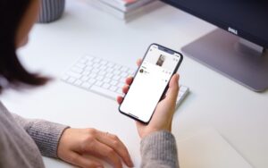 What Is the Instagram Story Viewer Order in 2025?